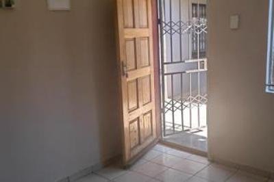 1 Bedroom House to Rent in Protea Glen