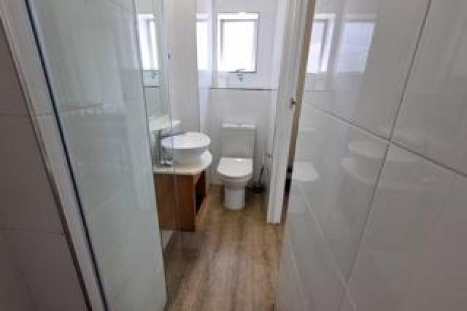 2 Bedroom Apartment / Flat to Rent in North Beach-11