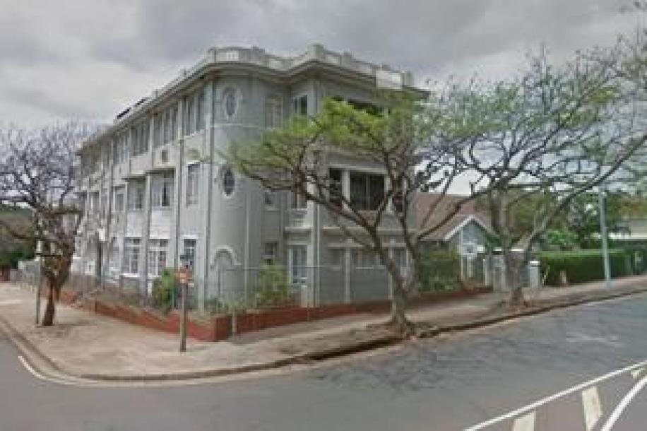 2.5 Bedroom Apartment / Flat to Rent in Musgrave-14