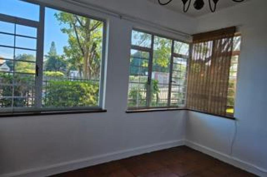 3 Bedroom Apartment / Flat to Rent in Glenwood-14