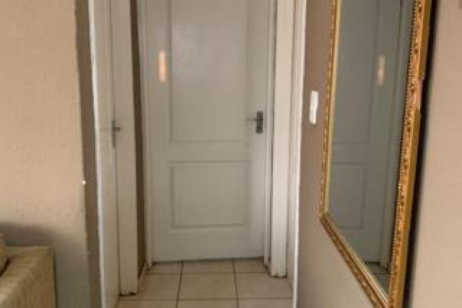 2 Bedroom House to Rent in Alveda-3