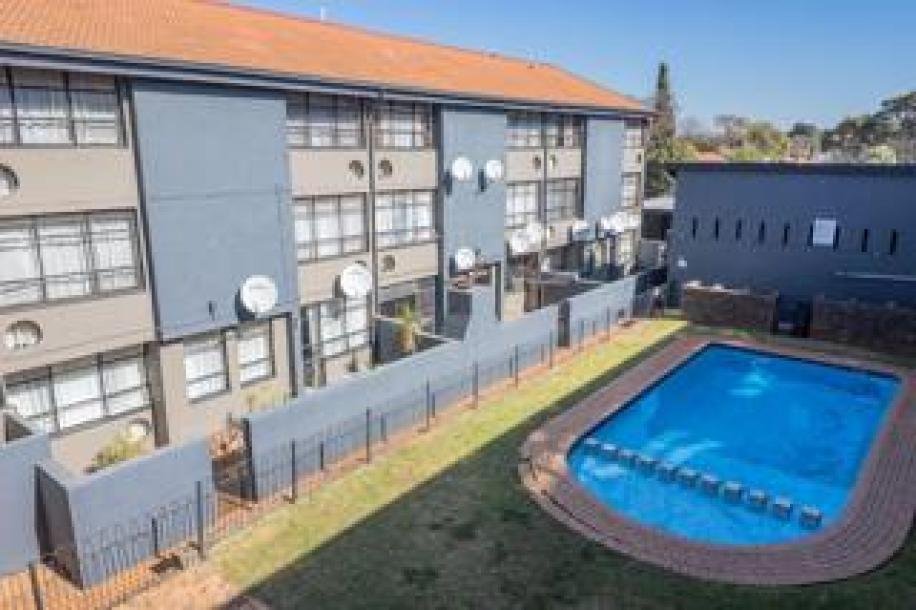 3 Bedroom Townhouse for Sale in Valhalla-13