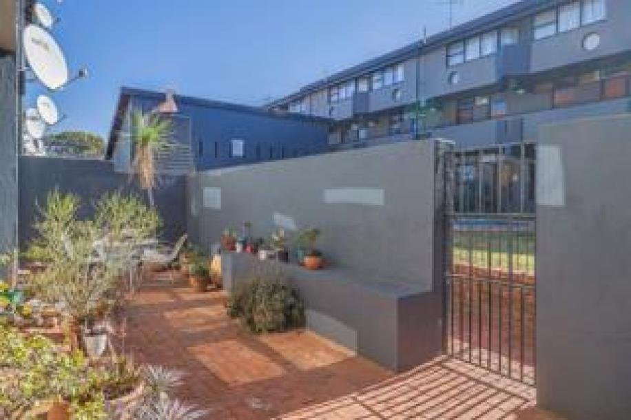 3 Bedroom Townhouse for Sale in Valhalla-16