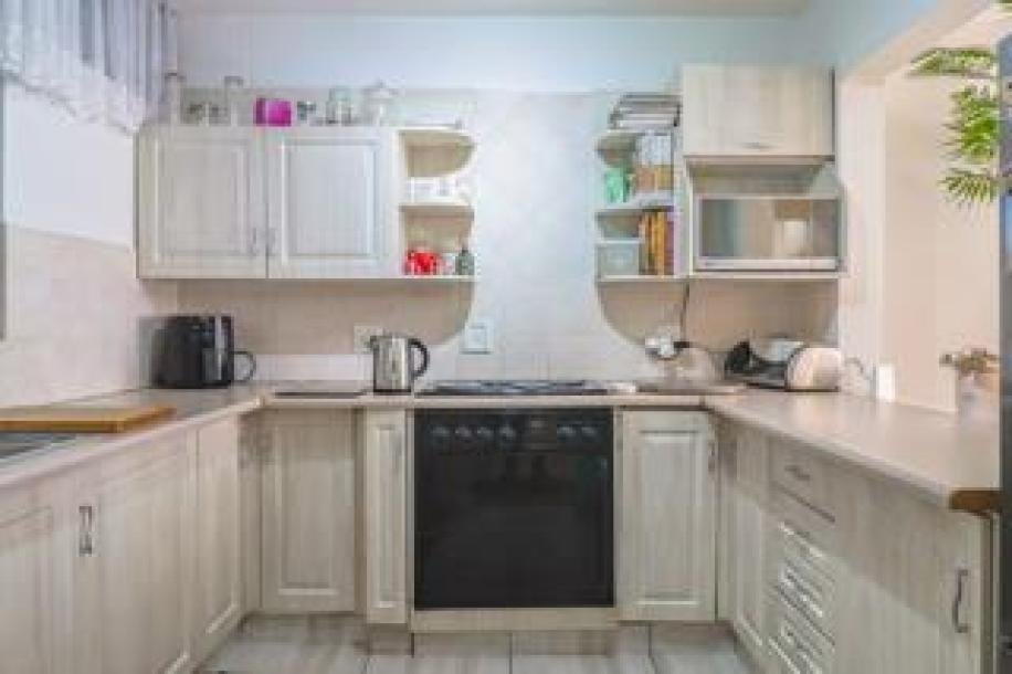 3 Bedroom Townhouse for Sale in Valhalla-4