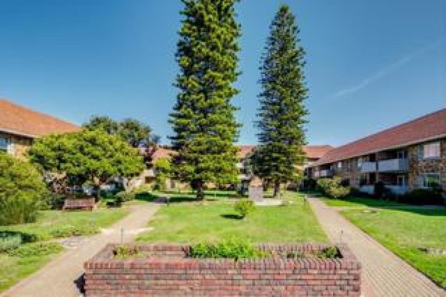 1 Bedroom Apartment / Flat for Sale in Pinelands-0