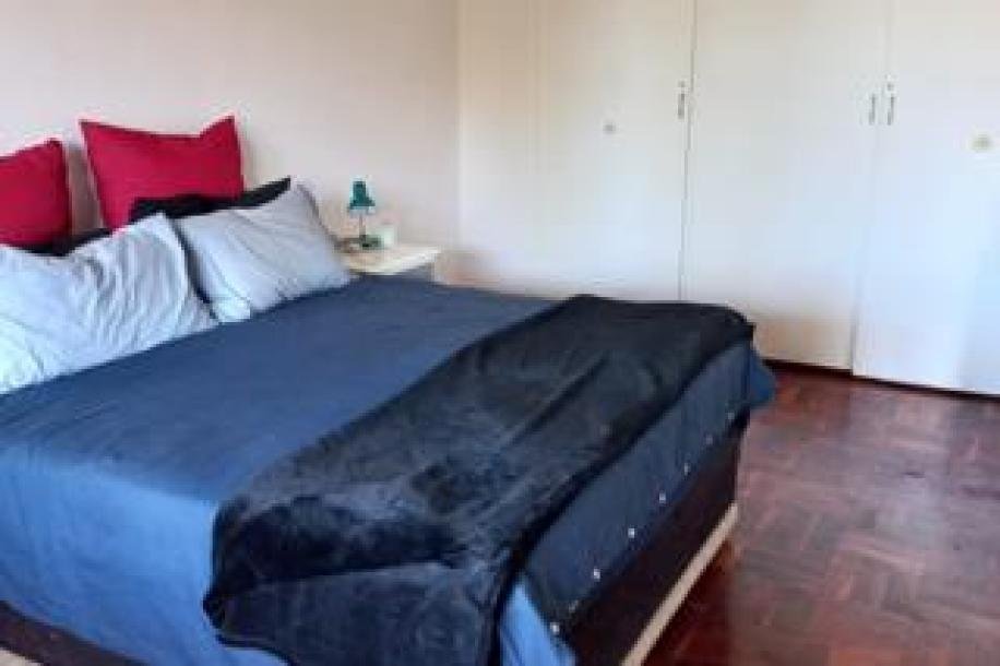1 Bedroom Apartment / Flat for Sale in Pinelands-11