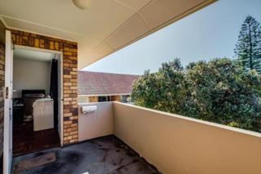 1 Bedroom Apartment / Flat for Sale in Pinelands-6