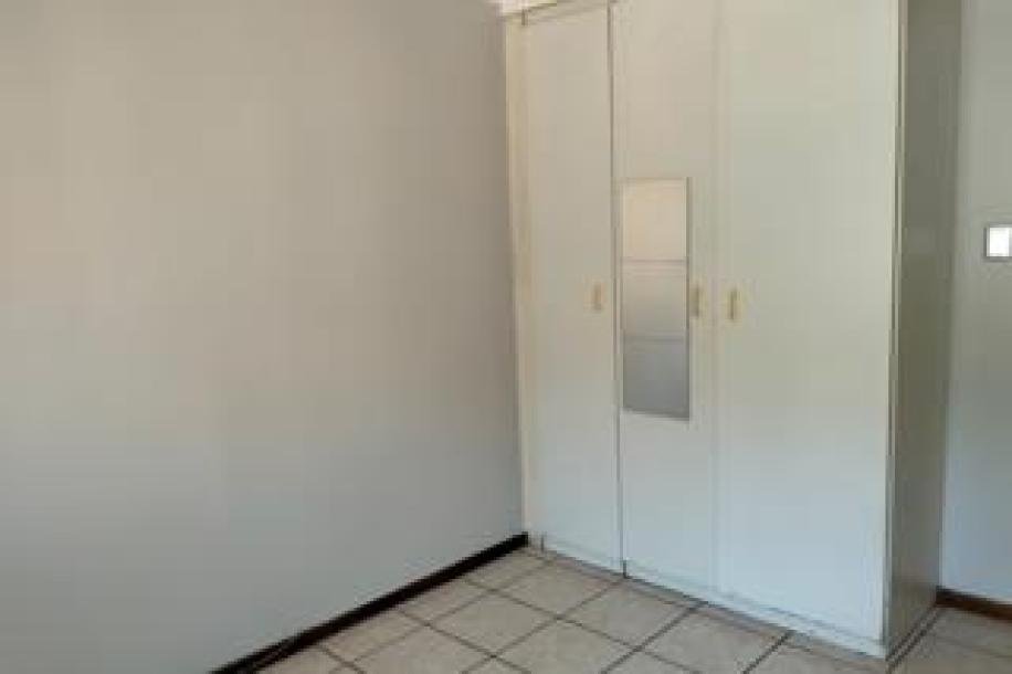 3 Bedroom Townhouse for Sale in Ridgeway-7