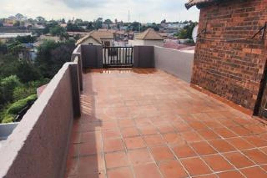 2 Bedroom Townhouse for Sale in Winchester Hills-14