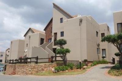 2 Bedroom Townhouse for Sale in Winchester Hills