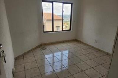 2 Bedroom Townhouse for Sale in Winchester Hills