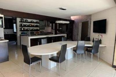 5 Bedroom House for Sale in Winchester Hills