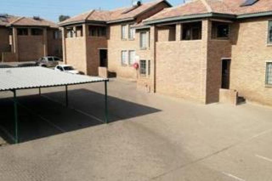 3 Bedroom Apartment / Flat to Rent in Die Heuwel-2