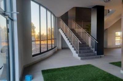 Apartment / Flat to Rent in Corridor Hill