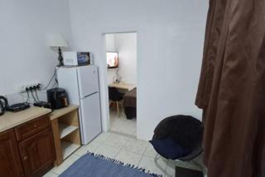 1 Bedroom Apartment / Flat to Rent in Humewood-0