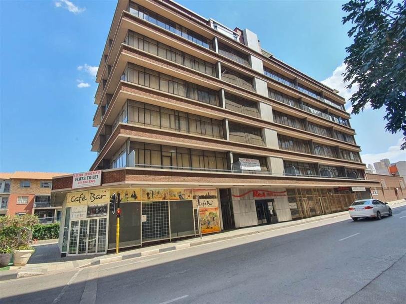 0.5 Bedroom Flat in Marshalltown-1