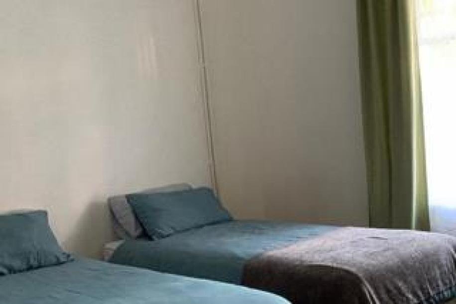 3 Bedroom Townhouse to Rent in Woodstock-4