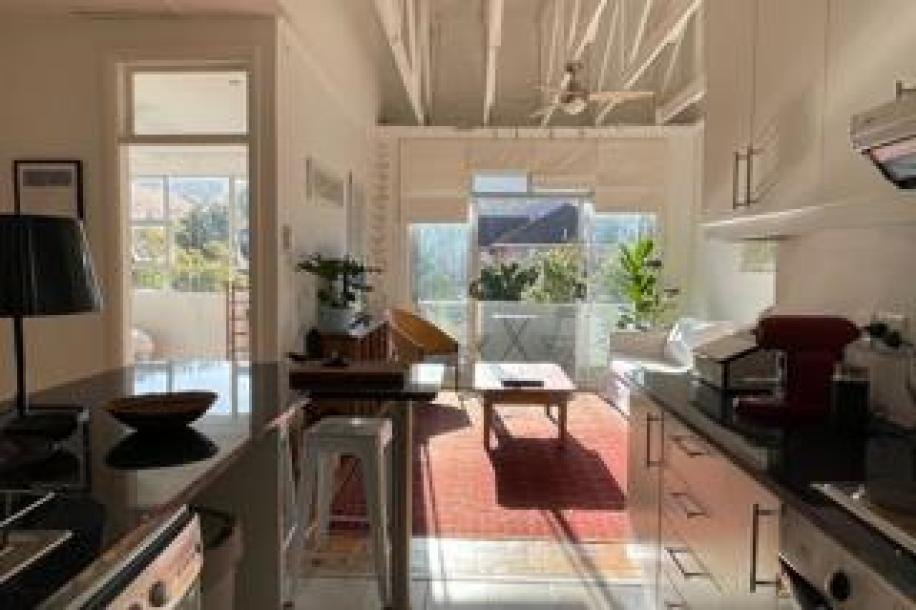 1 Bedroom Apartment / Flat to Rent in Gardens-12