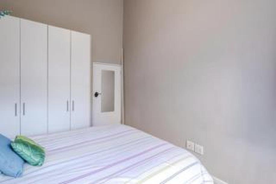 2 Bedroom Apartment / Flat to Rent in Gardens-15
