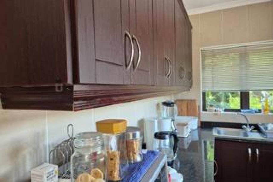 2 Bedroom Apartment / Flat to Rent in Westville-13