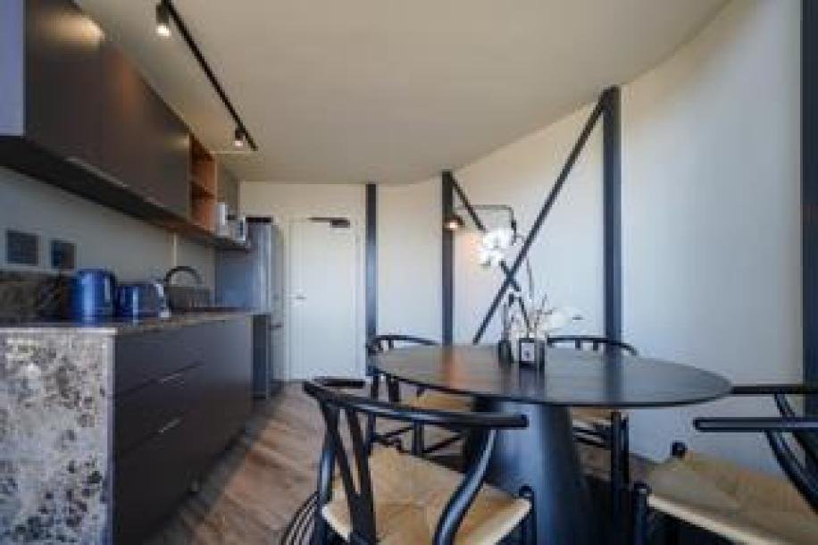 1 Bedroom Apartment / Flat to Rent in Foreshore-2