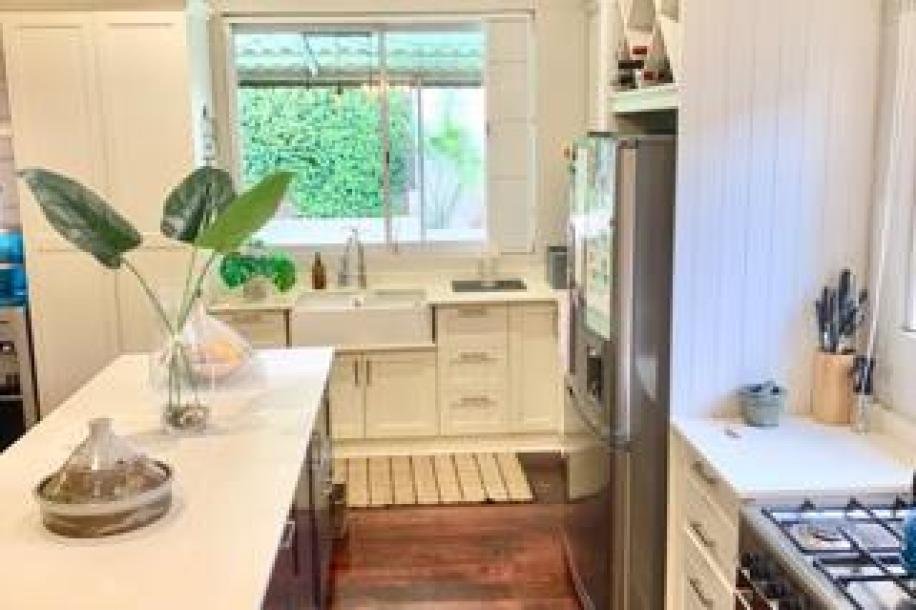 4 Bedroom House for Sale in Morningside-5