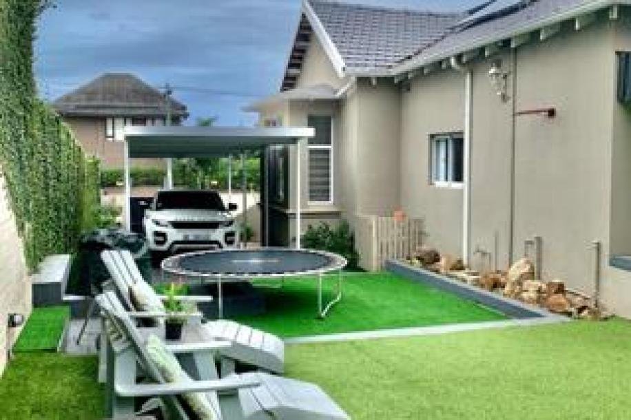 4 Bedroom House for Sale in Morningside-6