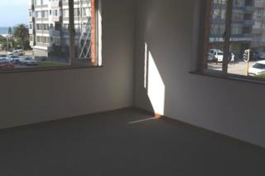 2 Bedroom Apartment / Flat for Sale in Humewood-6