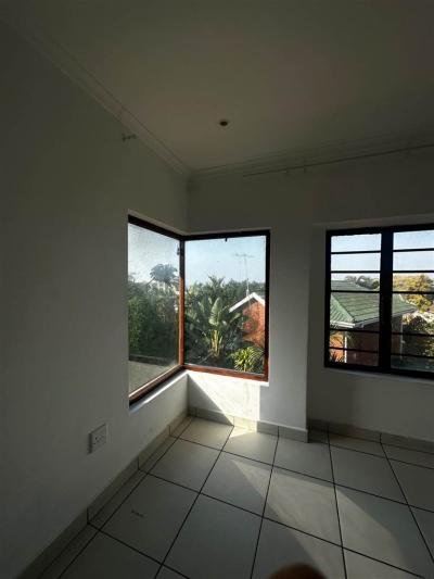3 Bed Apartment in Durban North