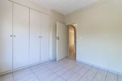 2 Bedroom Apartment in Saxonwold
