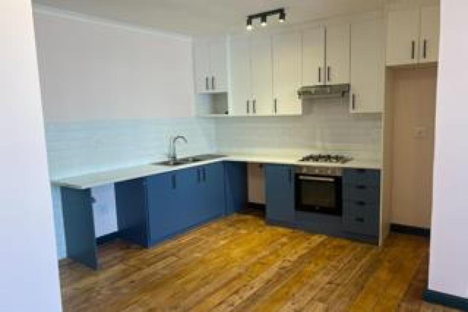 2 Bedroom Apartment / Flat to Rent in Bo Kaap-1