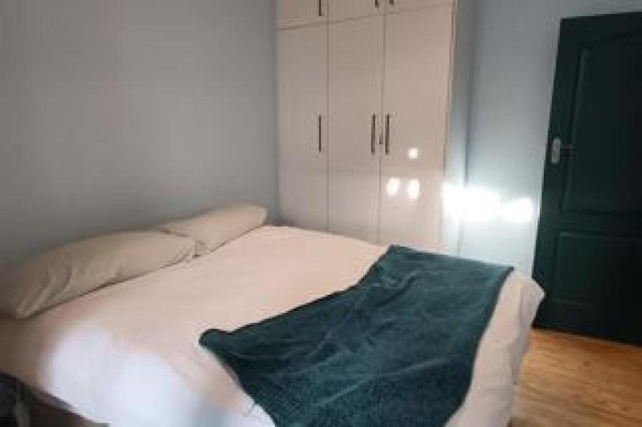 2 Bedroom Apartment / Flat to Rent in Bo Kaap-6