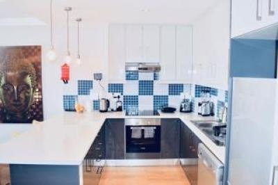 2 Bedroom Apartment / Flat to Rent in Gardens-12