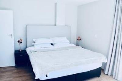 2 Bedroom Apartment / Flat to Rent in Gardens-5