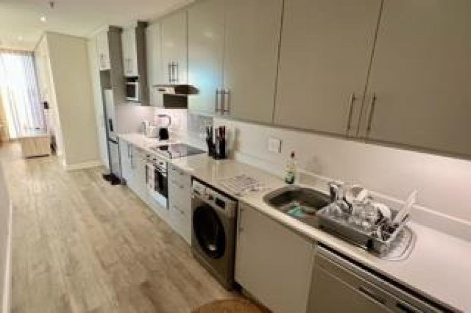 2 Bedroom Apartment / Flat to Rent in Foreshore-8