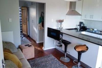1 Bedroom Apartment / Flat to Rent in Tamboerskloof-6