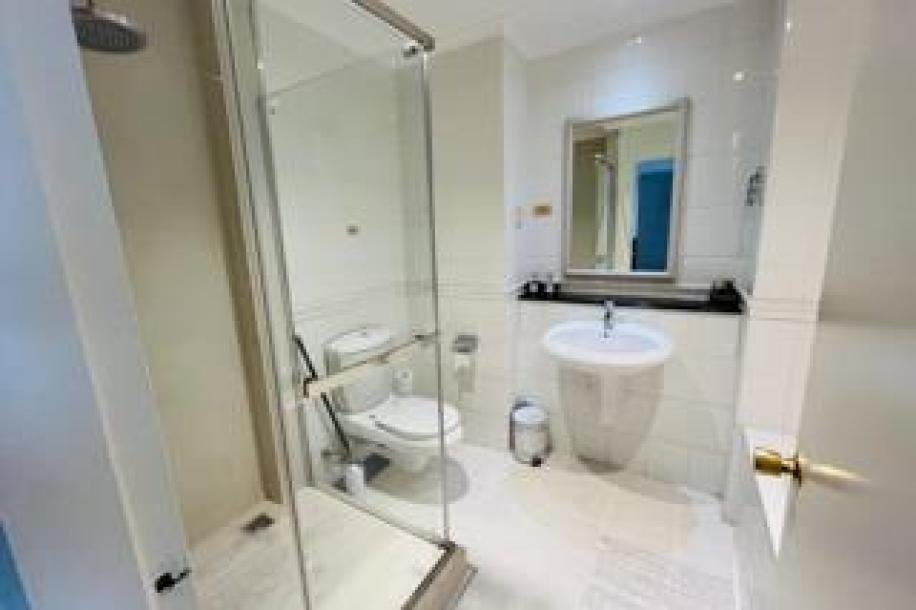 0.5 Bedroom Apartment / Flat to Rent in Cape Town City Centre-13
