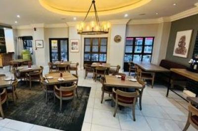 0.5 Bedroom Apartment / Flat to Rent in Cape Town City Centre