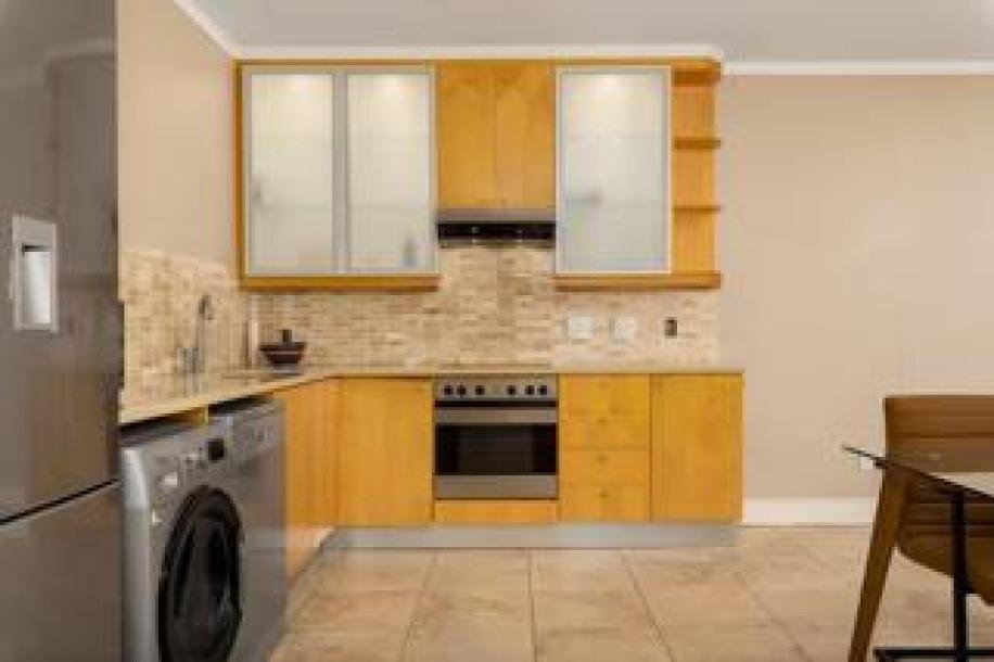 1 Bedroom Apartment / Flat to Rent in De Waterkant-4