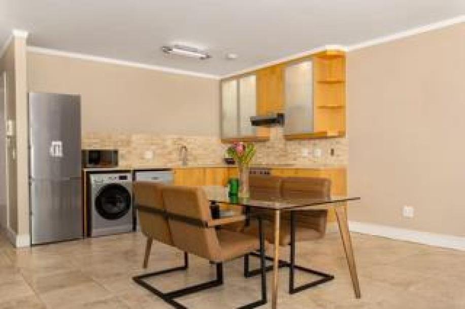 1 Bedroom Apartment / Flat to Rent in De Waterkant-7