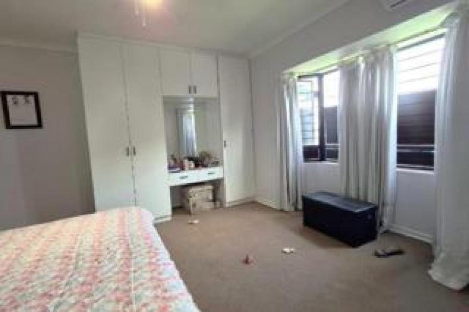 3 Bedroom House to Rent in Bluff-9