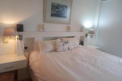 2 Bedroom Apartment / Flat to Rent in Cape Town City Centre